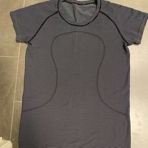 Lululemon  Striped Swiftly Tech Short Sleeve